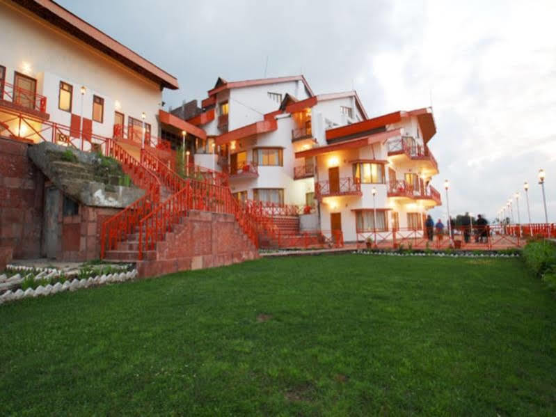 Clifftop Club Auli Joshīmath Extérieur photo